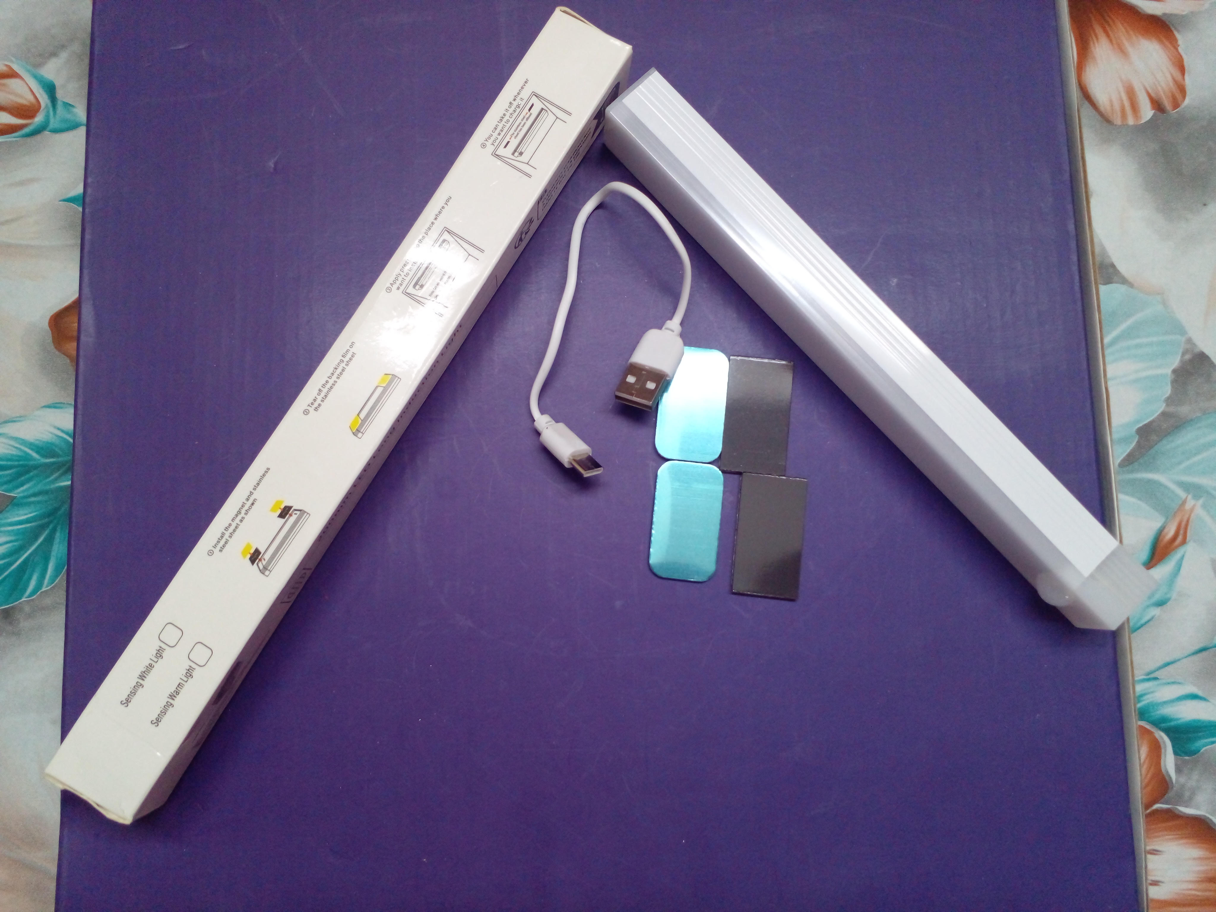 LED STRIPS CABINET LIGHT